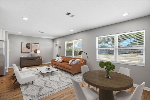5127 4TH AVENUE S, St Petersburg, FL 33707
