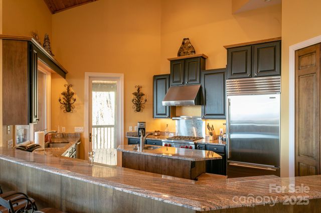 55 Ramp Patch Trail, Burnsville, NC 28714