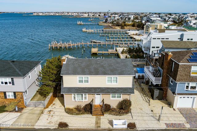 13 Hodgson Lane, Long Beach Twp, NJ 08008