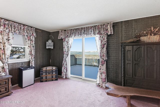 13 Hodgson Lane, Long Beach Twp, NJ 08008