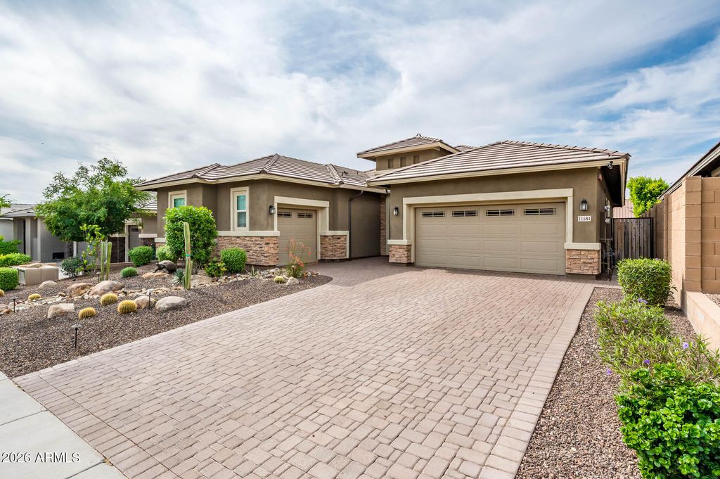 11581 W RED HAWK Drive, Peoria, AZ 85383 — photo 3