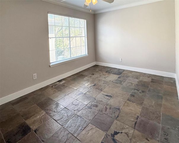 1903 Portsmouth Street 22, Houston, TX 77098