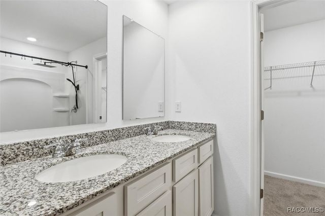 29 Hackberry Drive, Homosassa, FL 34446