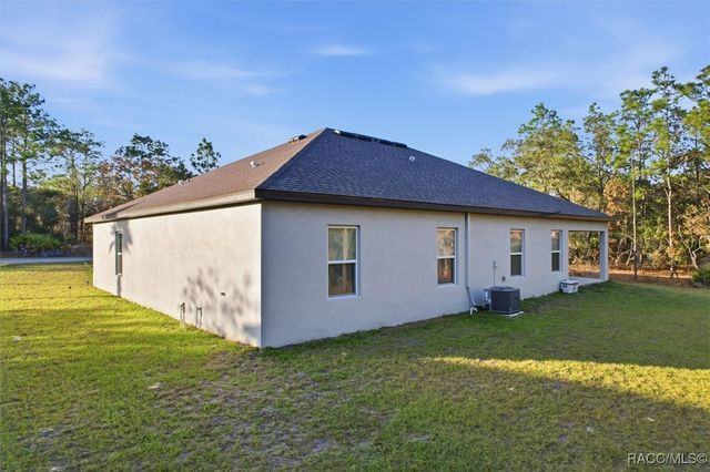 29 Hackberry Drive, Homosassa, FL 34446