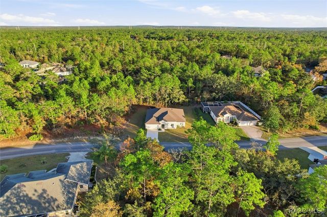 29 Hackberry Drive, Homosassa, FL 34446