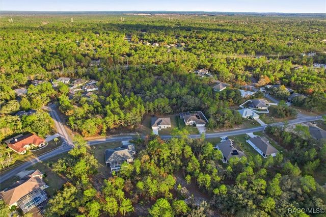 29 Hackberry Drive, Homosassa, FL 34446