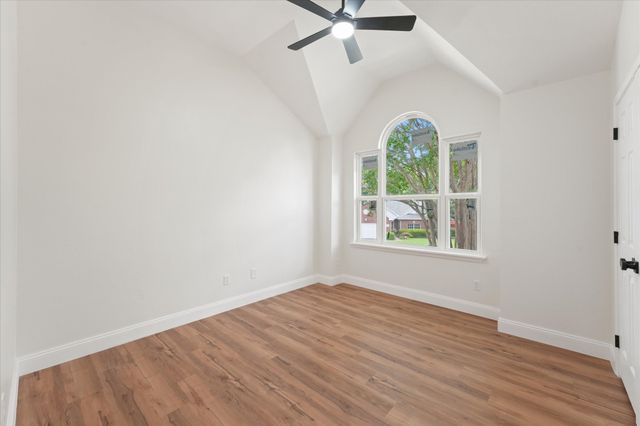 1404 Meadowbrook Drive, Mckinney, TX 75069