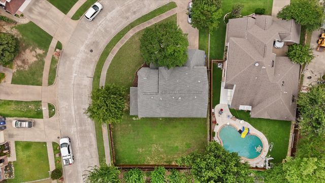 1404 Meadowbrook Drive, Mckinney, TX 75069
