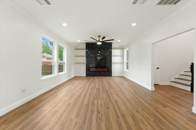 1404 Meadowbrook Drive, Mckinney, TX 75069