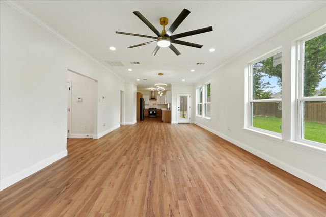 1404 Meadowbrook Drive, Mckinney, TX 75069