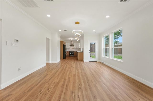 1404 Meadowbrook Drive, Mckinney, TX 75069
