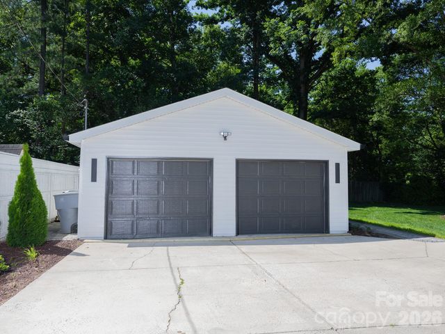 5306 Wales Street, Charlotte, NC 28269