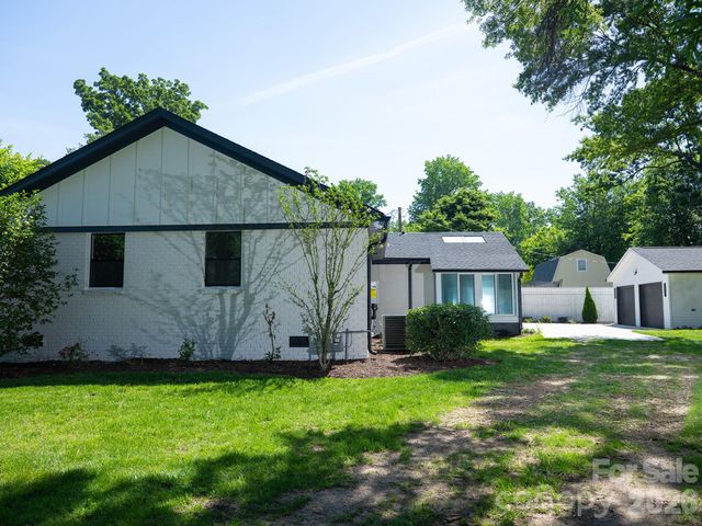 5306 Wales Street, Charlotte, NC 28269