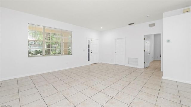 7947 Terrace Ridge DR, Temple Terrace, FL 33637