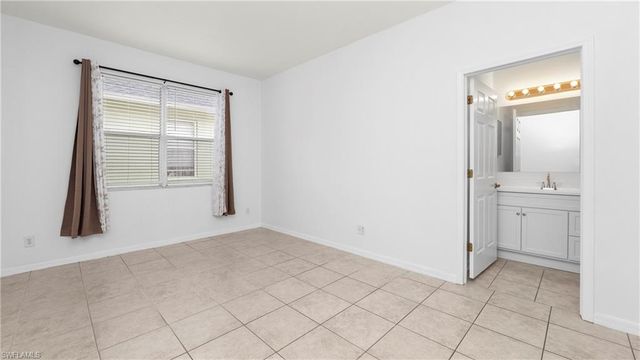 7947 Terrace Ridge DR, Temple Terrace, FL 33637