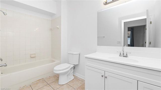 7947 Terrace Ridge DR, Temple Terrace, FL 33637