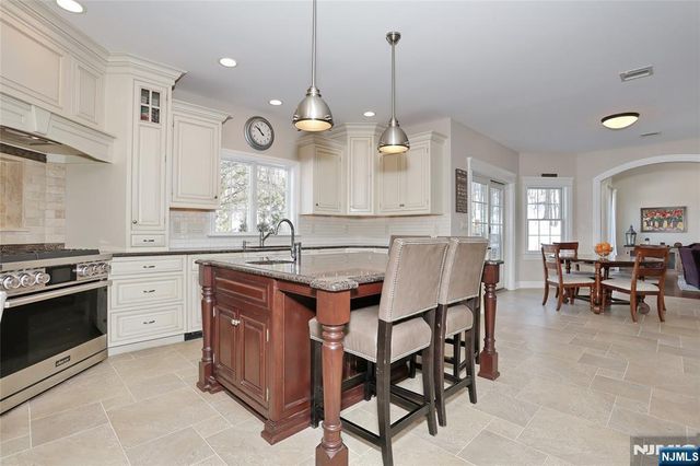 3 London Court, Woodcliff Lake, NJ 07677