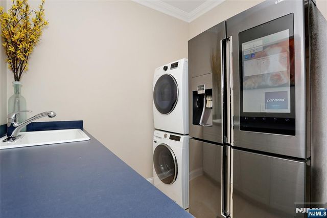 3 London Court, Woodcliff Lake, NJ 07677