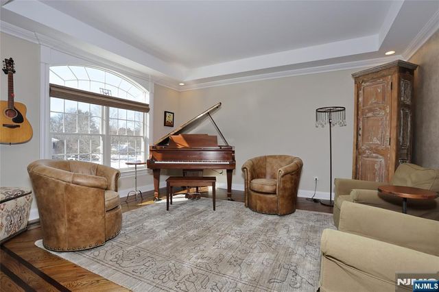 3 London Court, Woodcliff Lake, NJ 07677