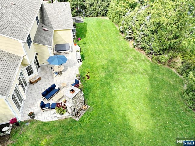 3 London Court, Woodcliff Lake, NJ 07677