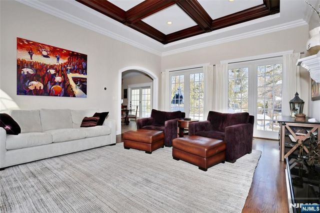 3 London Court, Woodcliff Lake, NJ 07677