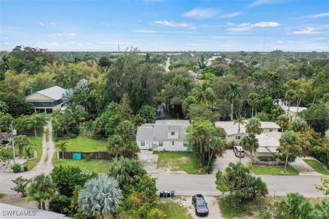 10680 Goodwin ST, Bonita Springs, FL 34135