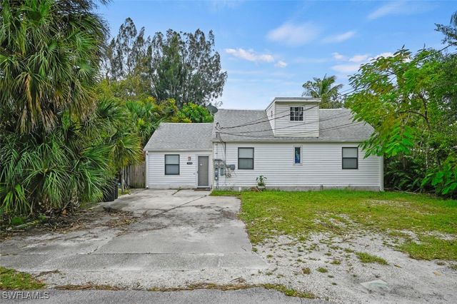 10680 Goodwin ST, Bonita Springs, FL 34135
