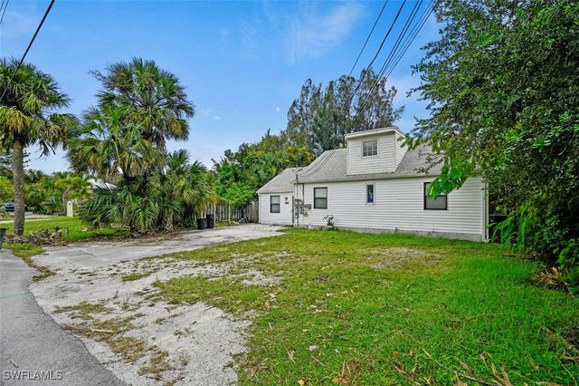 10680 Goodwin ST, Bonita Springs, FL 34135