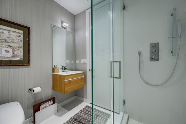1756 W Wabansia Avenue, Chicago, IL 60622