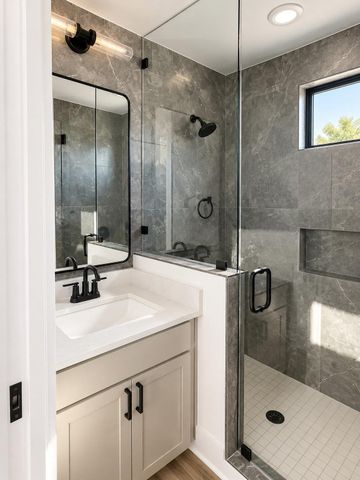 605 E 55th ST 5, Austin, TX 78751