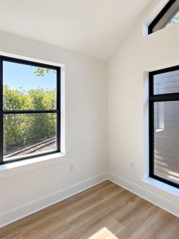 605 E 55th ST 5, Austin, TX 78751