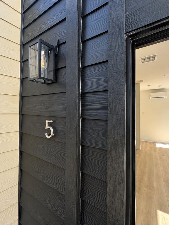 605 E 55th ST 5, Austin, TX 78751