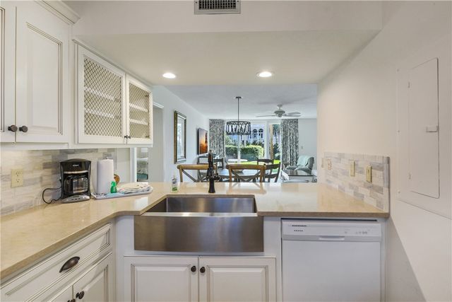 201 Neptune Road 157, St Simons Island, GA 31522