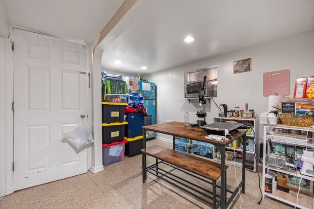 5349 W Fletcher Street, Chicago, IL 60641