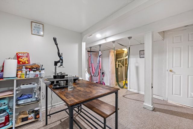 5349 W Fletcher Street, Chicago, IL 60641