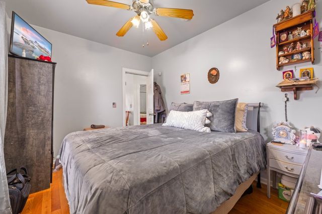 5349 W Fletcher Street, Chicago, IL 60641