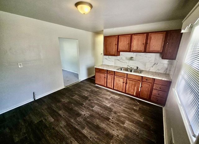 5280 N 65th STREET, Milwaukee, WI 53218