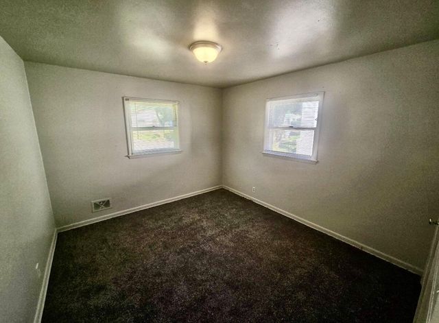 5280 N 65th STREET, Milwaukee, WI 53218