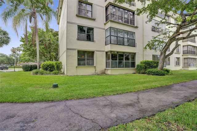 2908 S Carambola Cir S 106, Coconut Creek, FL 33066