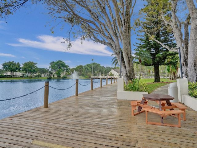 2908 S Carambola Cir S 106, Coconut Creek, FL 33066