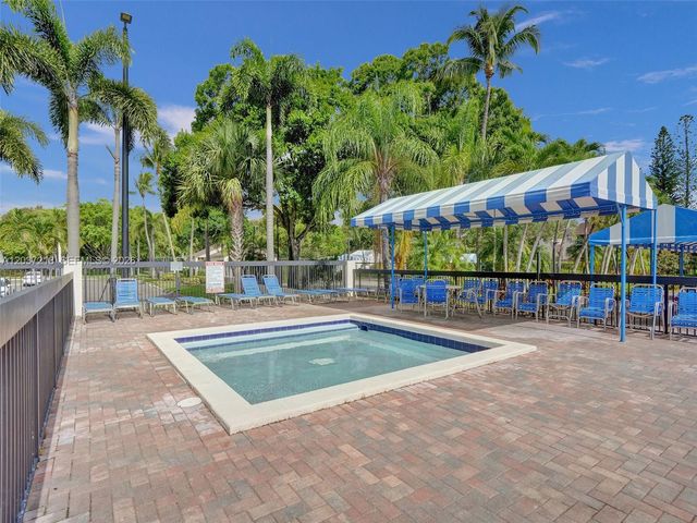 2908 S Carambola Cir S 106, Coconut Creek, FL 33066