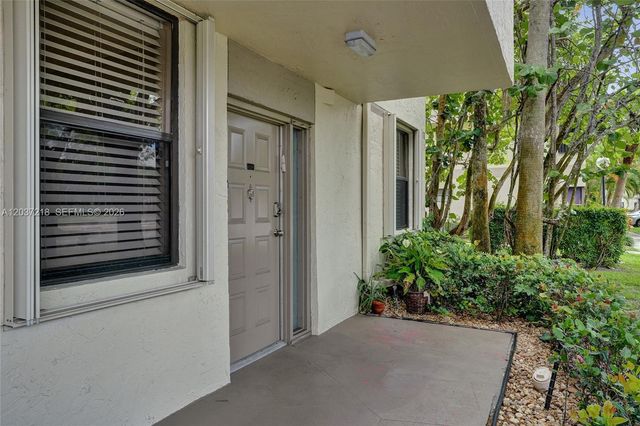 2908 S Carambola Cir S 106, Coconut Creek, FL 33066