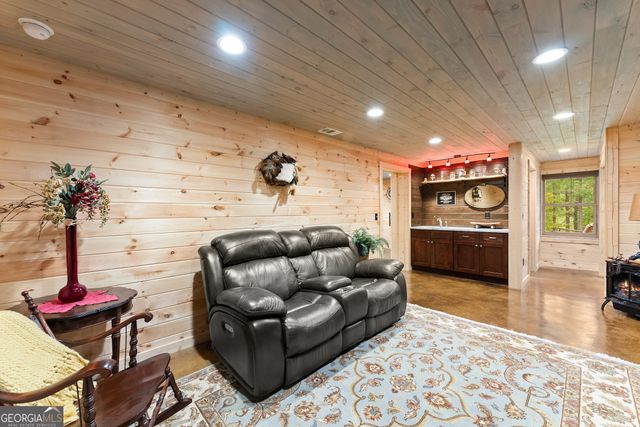 138 Back Trail, Cleveland, GA 30528