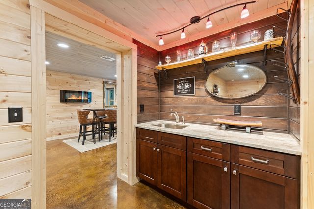 138 Back Trail, Cleveland, GA 30528