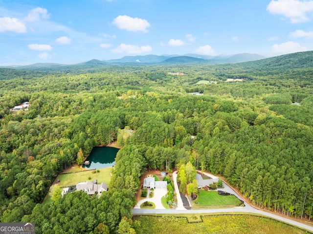 138 Back Trail, Cleveland, GA 30528