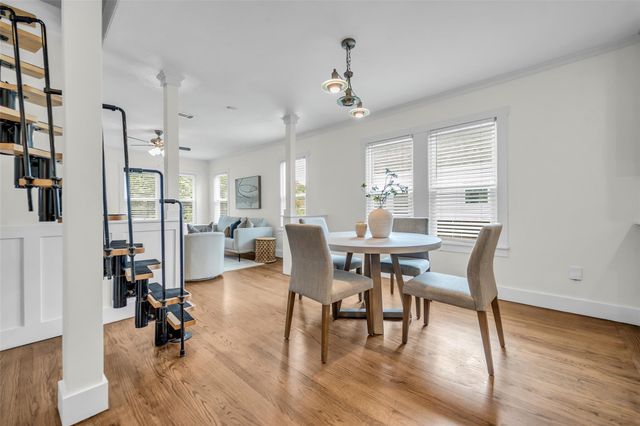 903 English Street, Houston, TX 77009