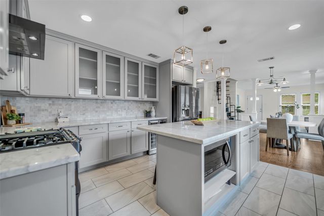 903 English Street, Houston, TX 77009