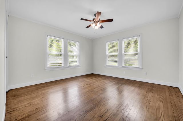 903 English Street, Houston, TX 77009