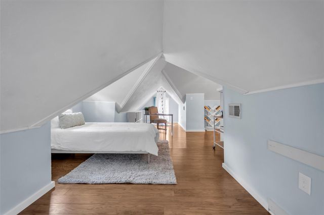 903 English Street, Houston, TX 77009