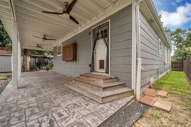 903 English Street, Houston, TX 77009